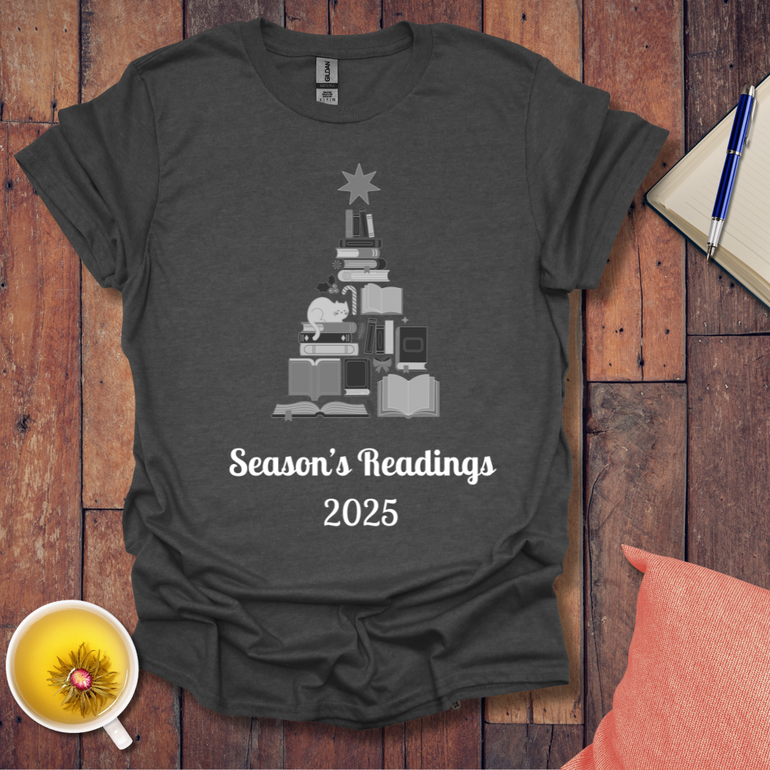 Christmas Books Cat 2025 T-Shirt