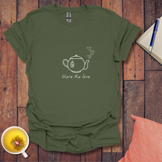Share love kettle right T-Shirt