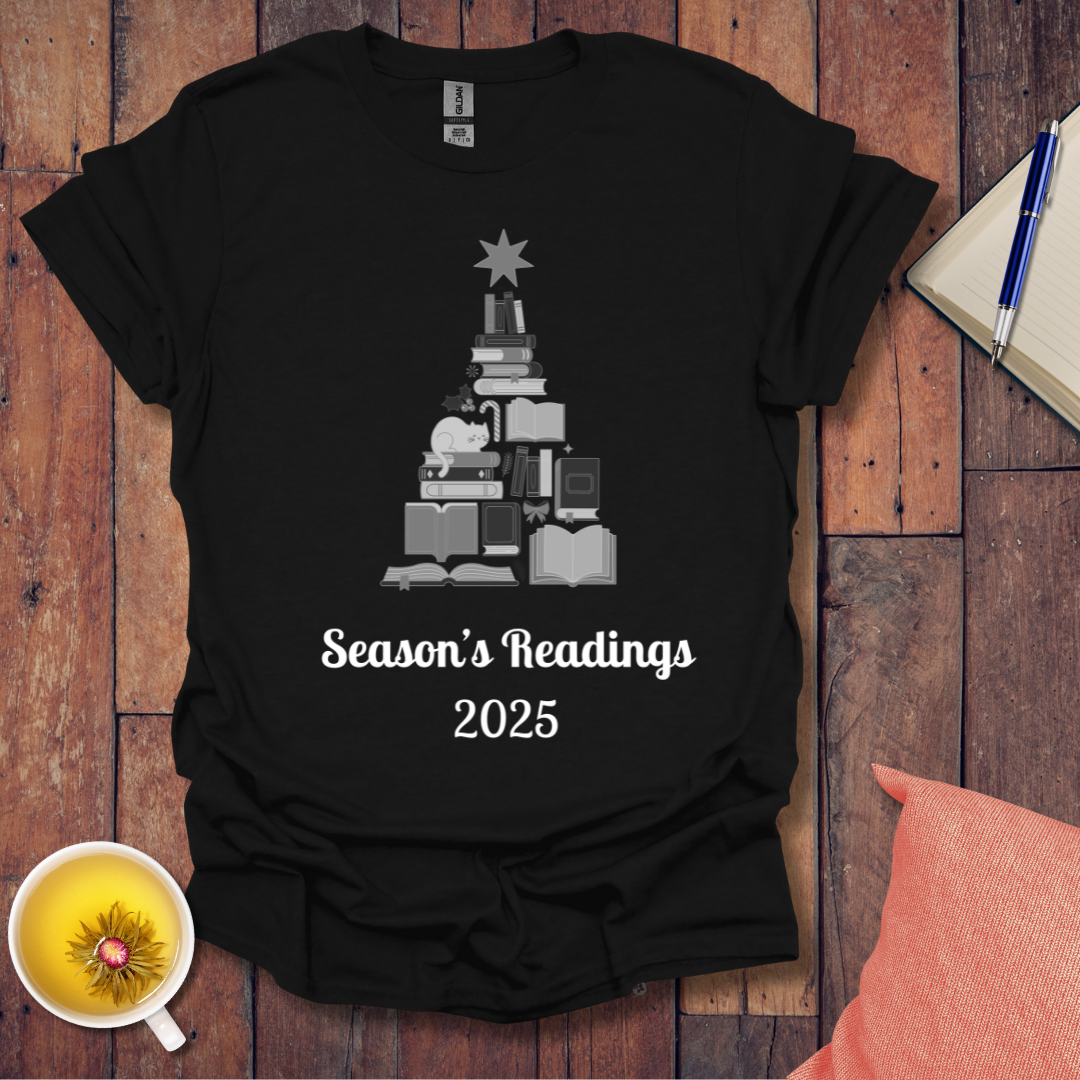 Christmas Books Cat 2025 T-Shirt