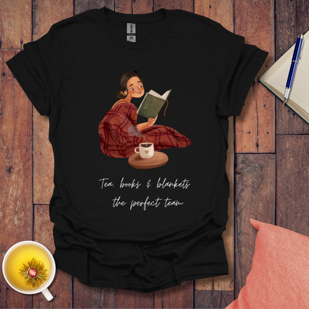 Tea books & blankets T-Shirt