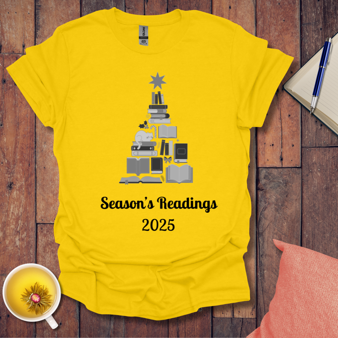 Christmas Books Cat 2025 T-Shirt