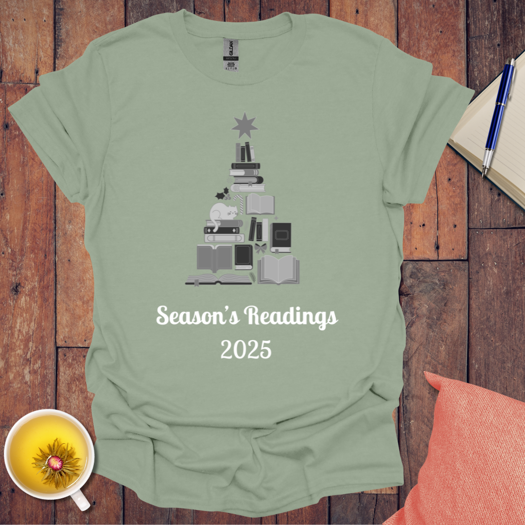 Christmas Books Cat 2025 T-Shirt