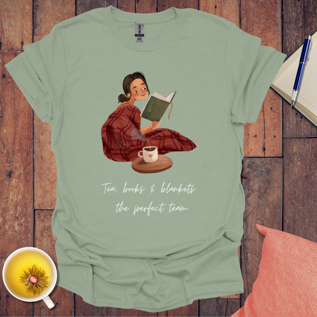 Tea books & blankets T-Shirt
