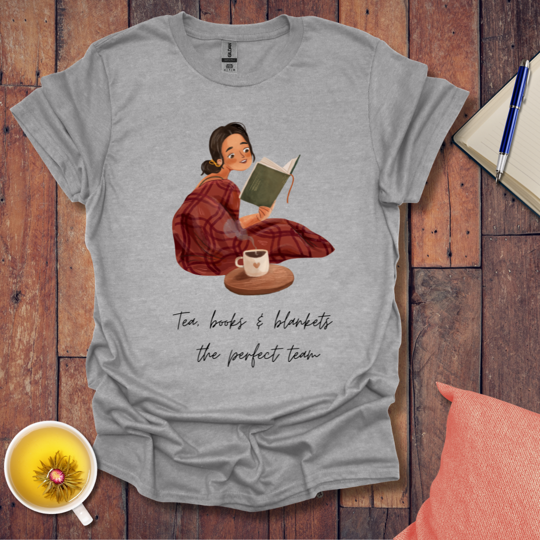 Tea books & blankets T-Shirt