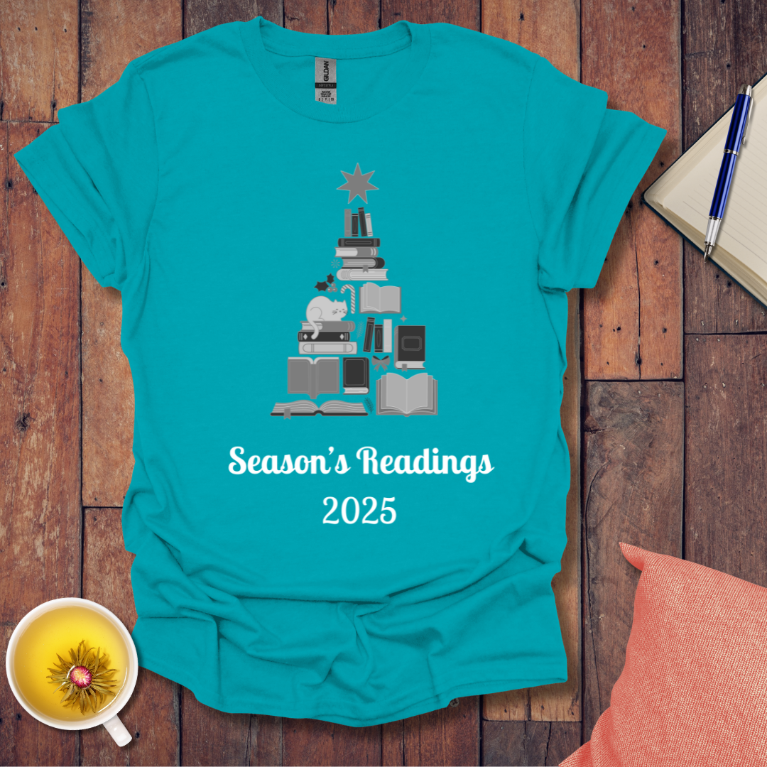 Christmas Books Cat 2025 T-Shirt