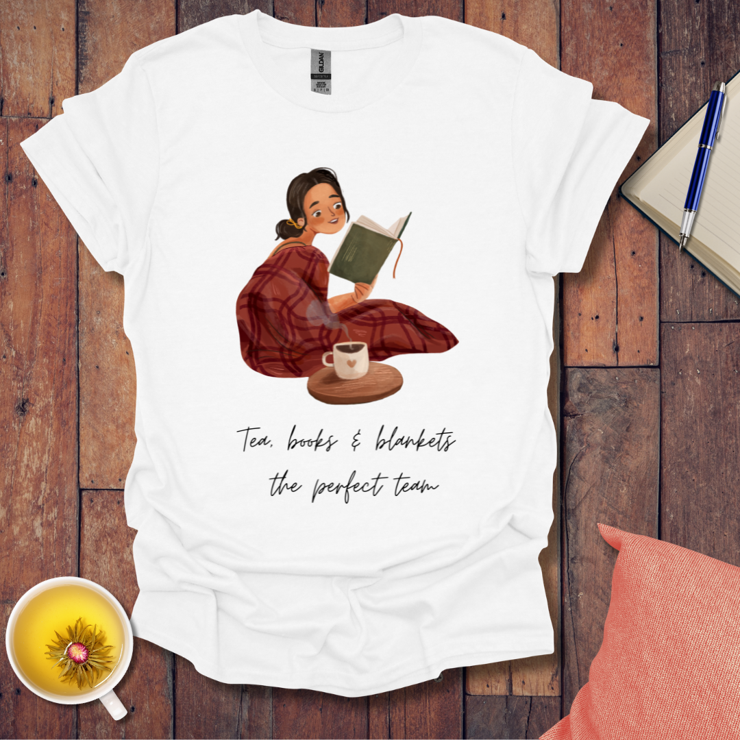 Tea books & blankets T-Shirt